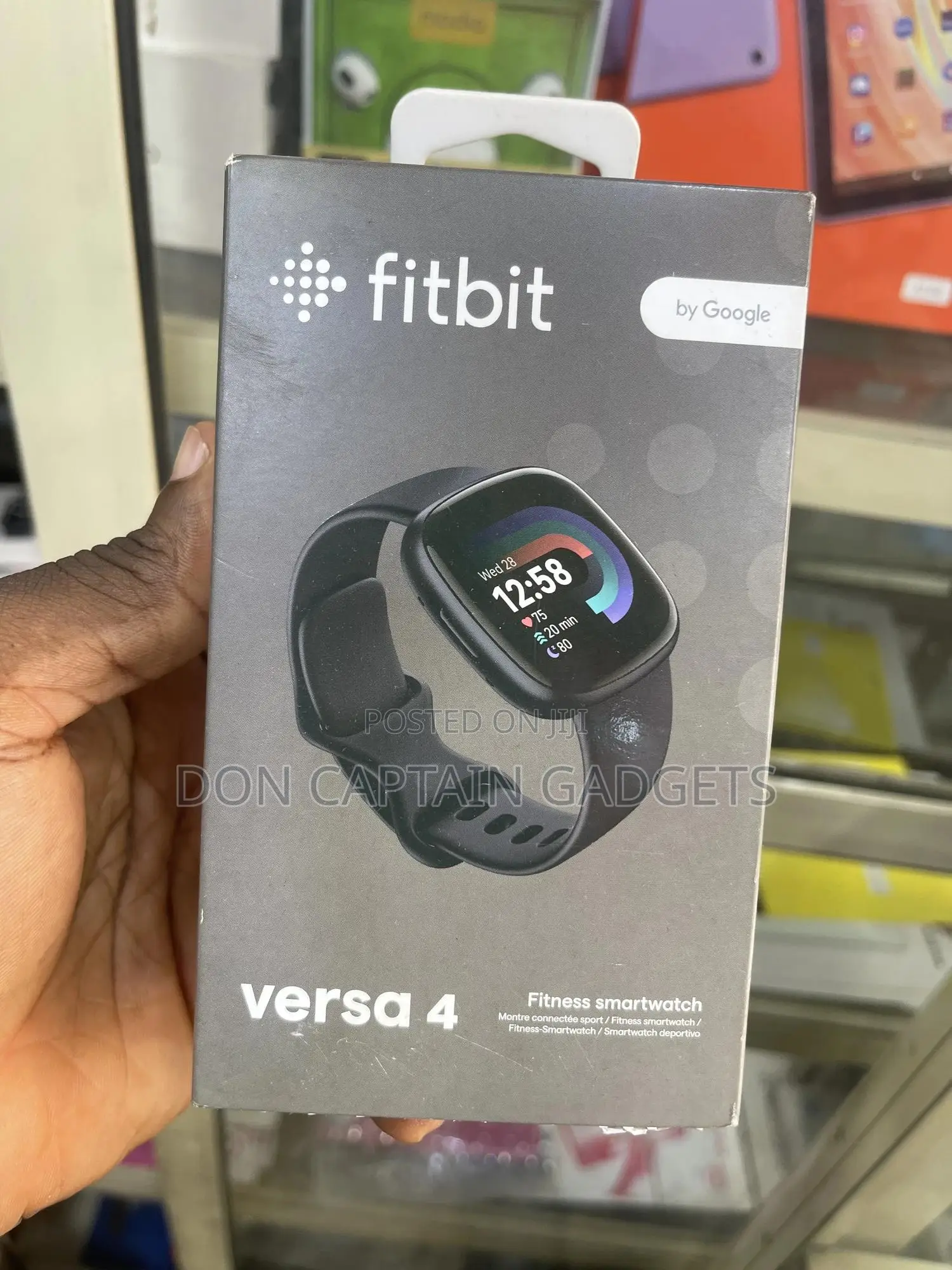 Fitbit Versa 4