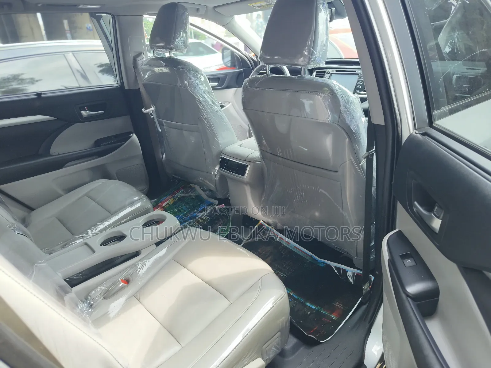 Toyota Highlander XLE 2019 Silver