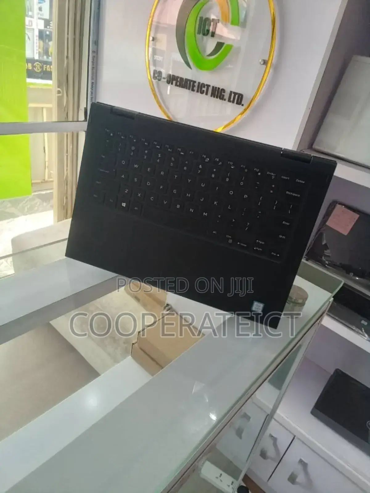 Laptop Dell Latitude 3390 8GB Intel Core I5 SSD 256GB