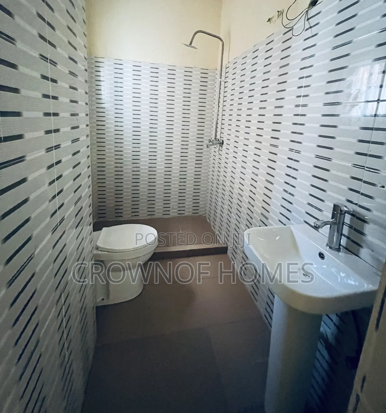 2bdrm Duplex in Sangotedo for sale