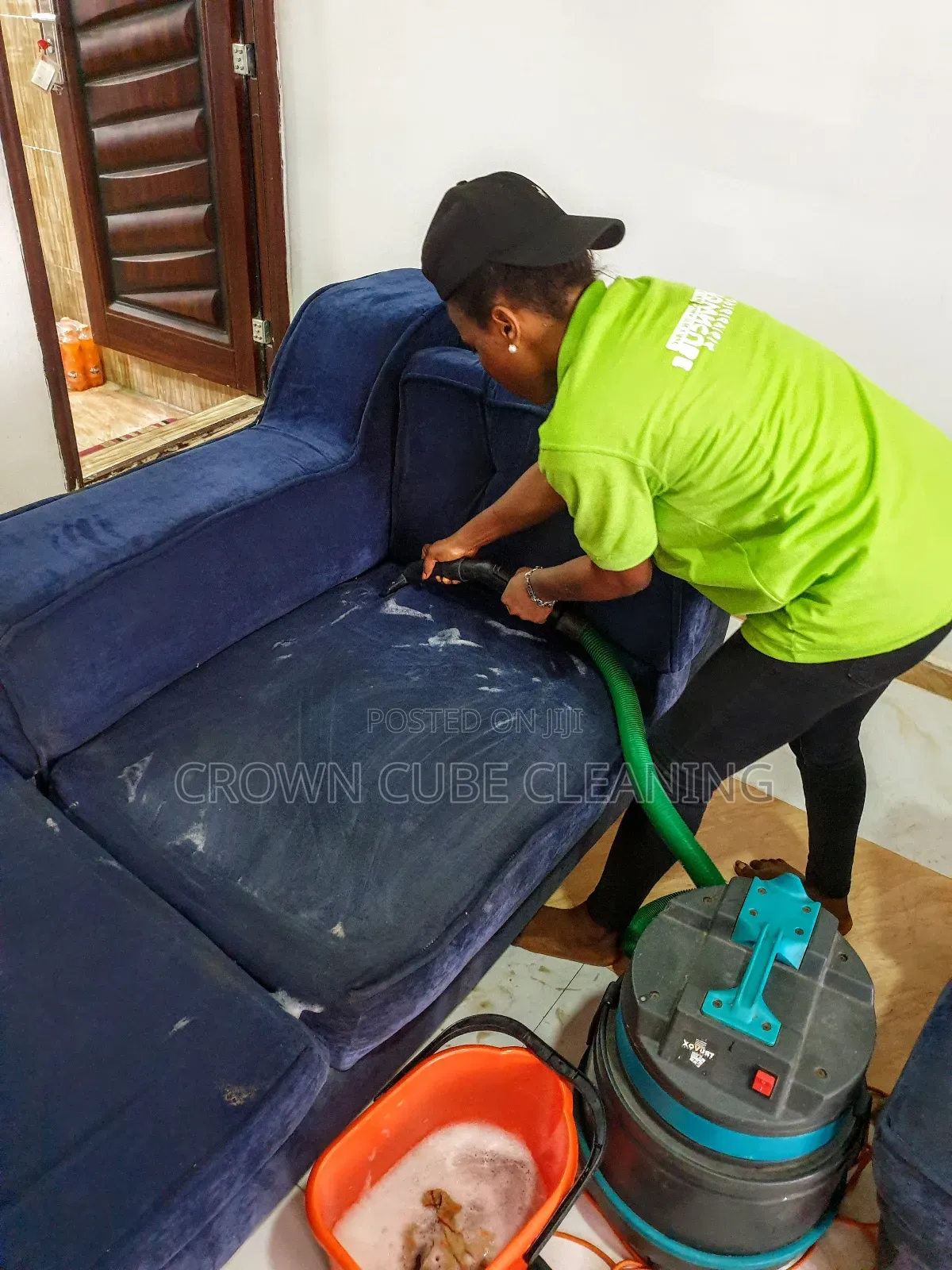 Cleaning Services: Sofa Upholstery Cleaning Services