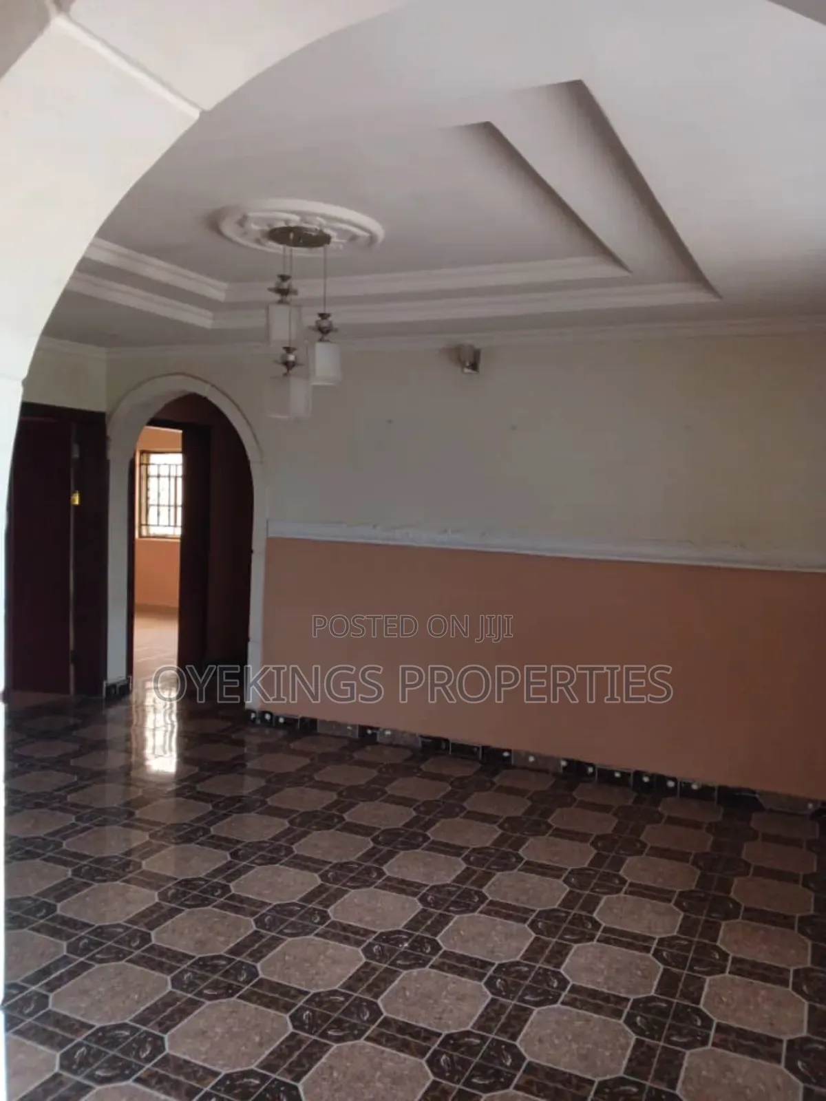 4bdrm Bungalow in Aseyori Estate, Ologuneru for sale