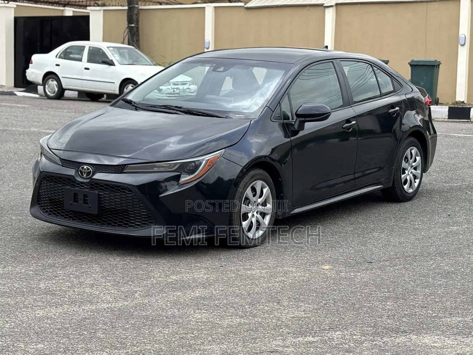 Toyota Corolla LE 2020 Black