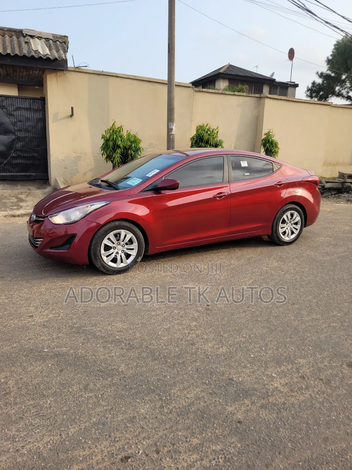 Hyundai Elantra SE Sedan FWD (1.8L 4cyl 6A) 2016 Red