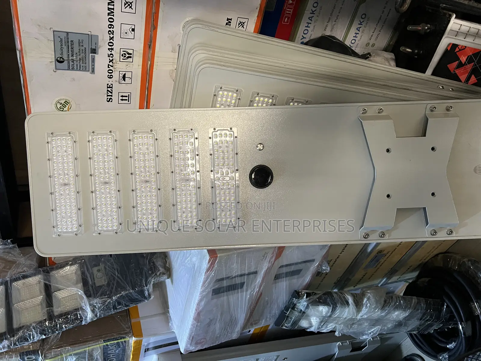 Quality All in One Solar Street Light Available