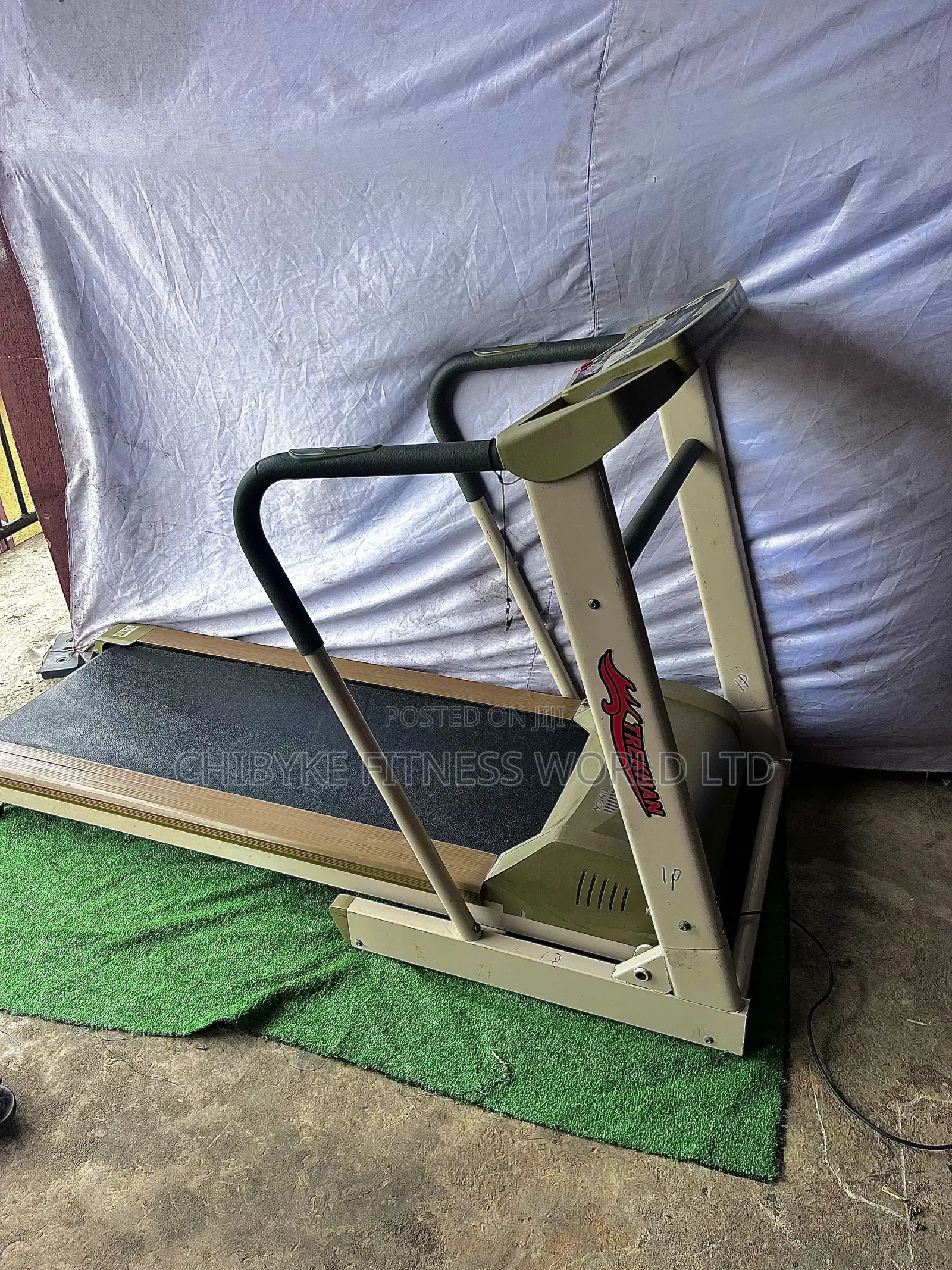 5hp Commercial Sologium Treadmill