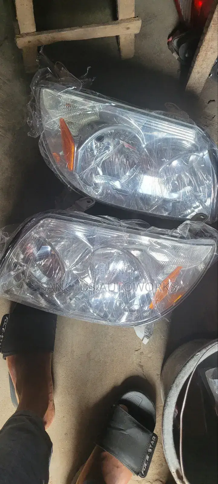 Headlight Toyota 4runner 2003_2005