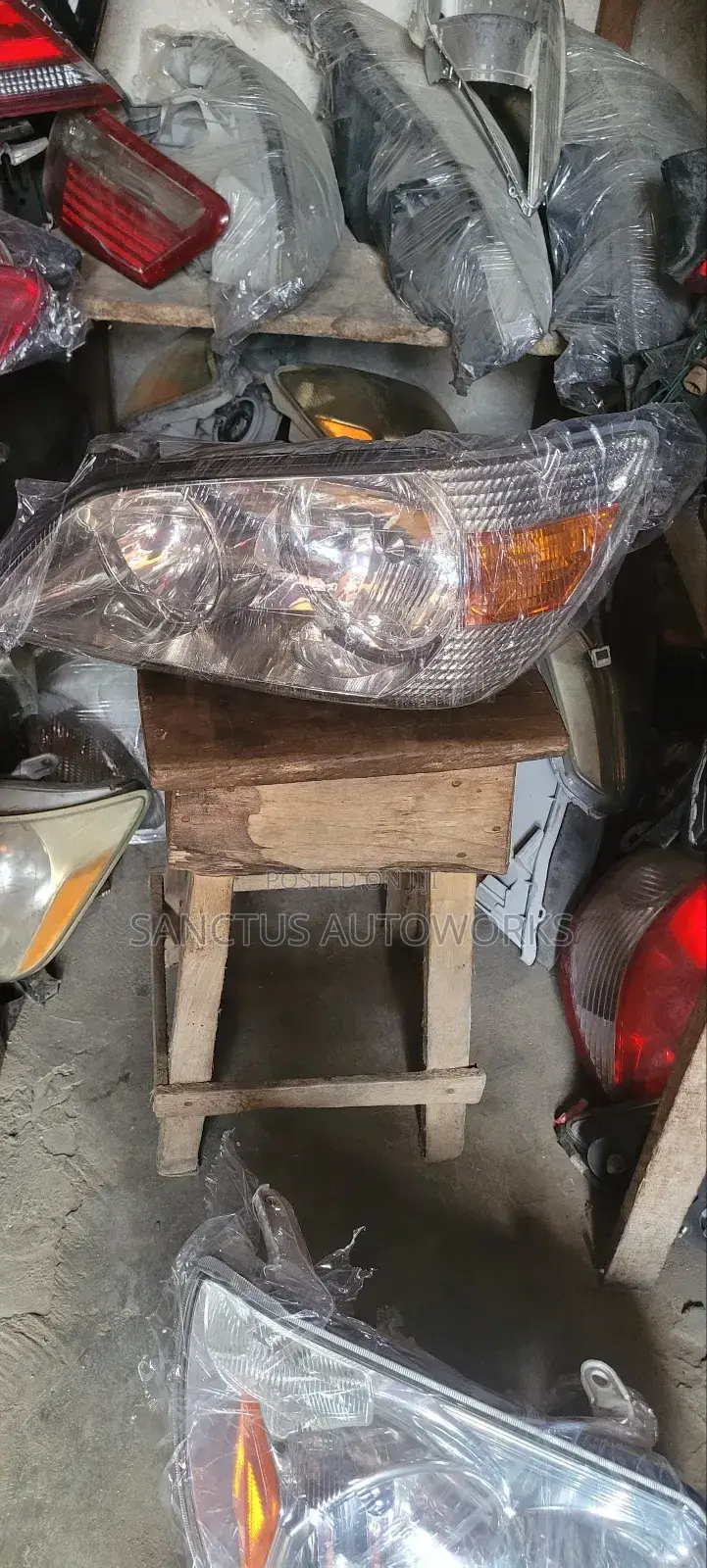 Headlight Lexus Is200 Old Model Left
