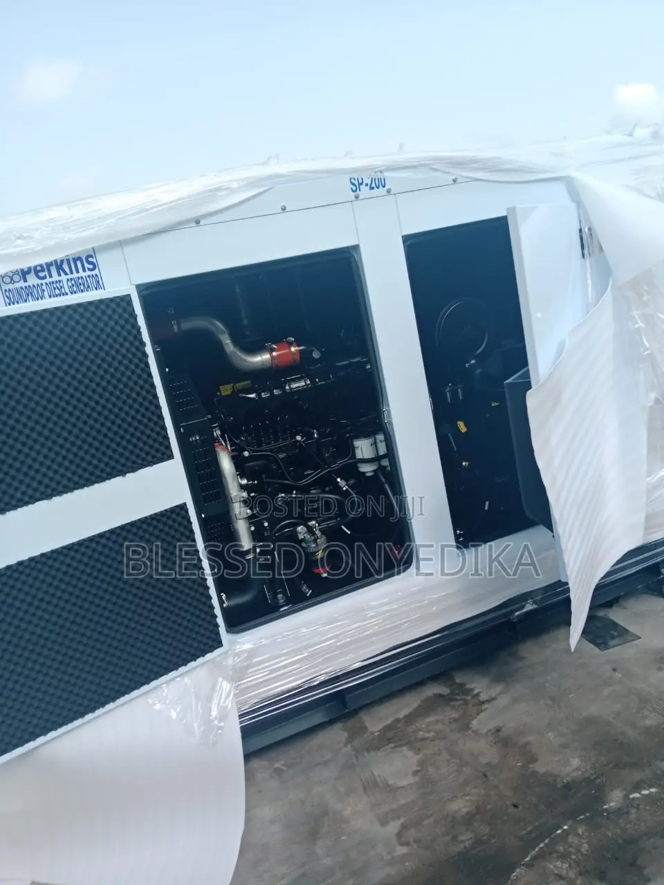 Original 200kva Perkins Soundproof