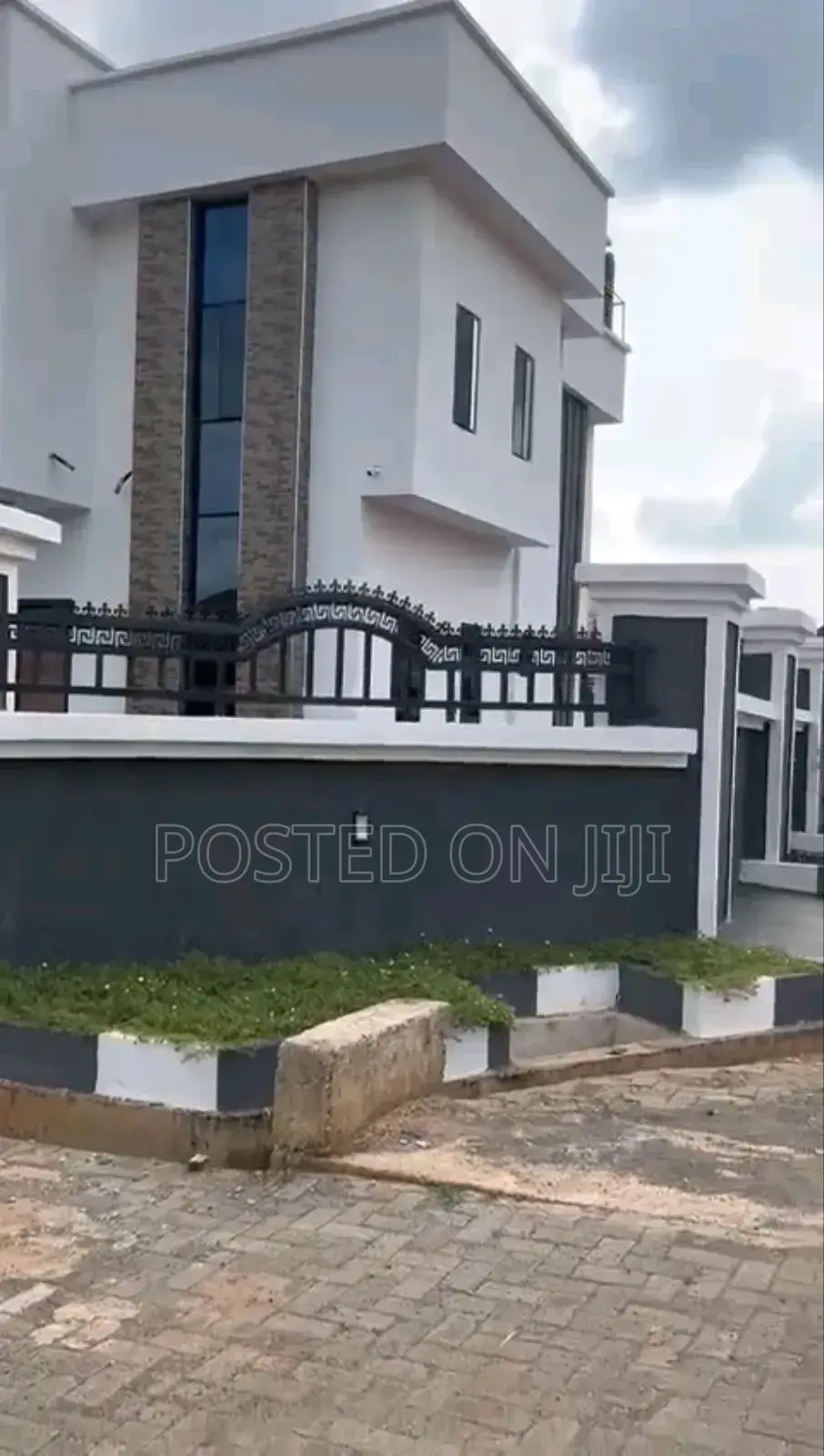 Furnished 4bdrm Duplex in Helui Gated Estate, Enugu for sale