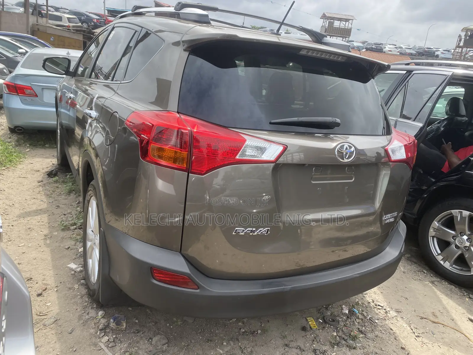 Toyota RAV4 Limited AWD (2.5L 4cyl 6A) 2013 Gray