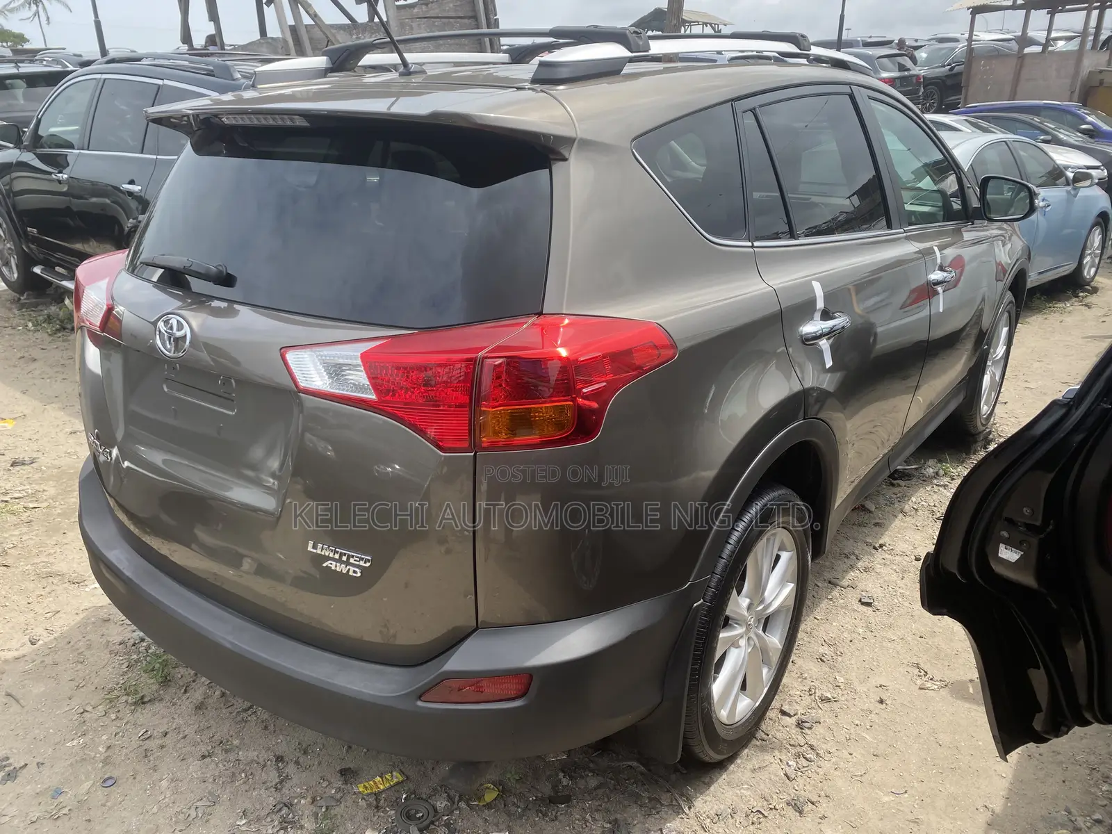 Toyota RAV4 Limited AWD (2.5L 4cyl 6A) 2013 Gray