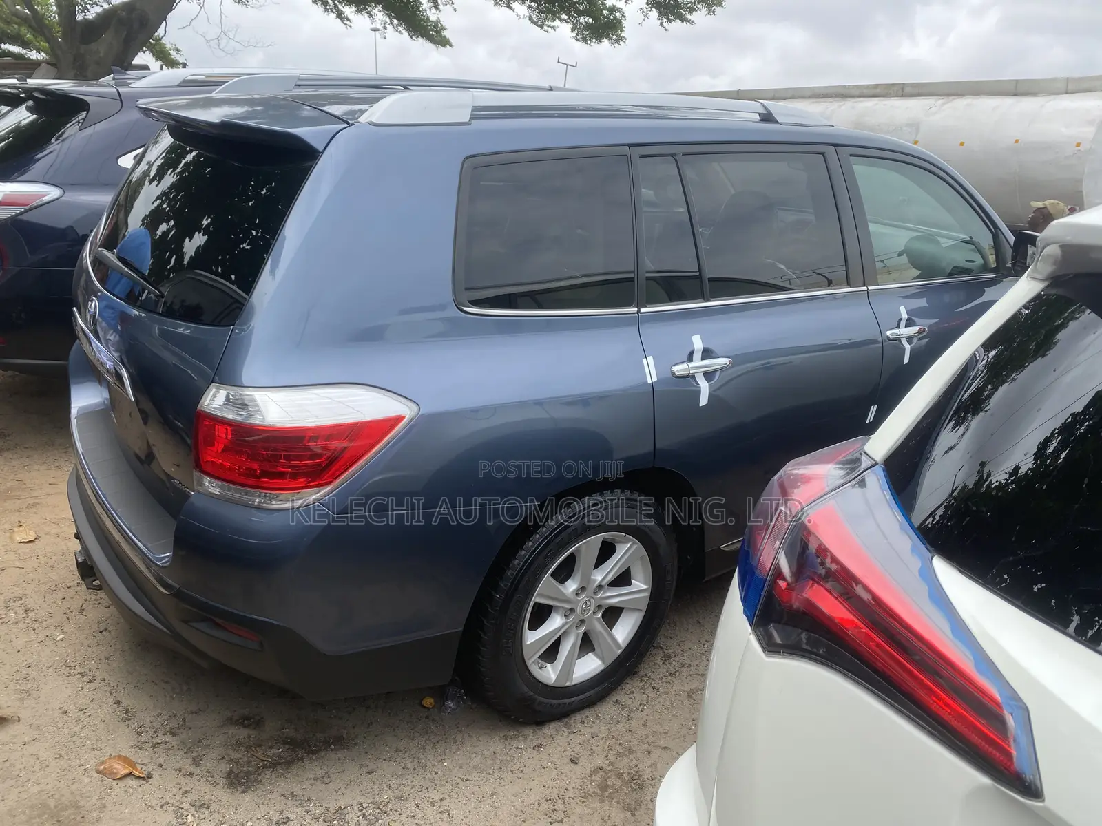 Toyota Highlander 3.5L 4WD 2013 Blue