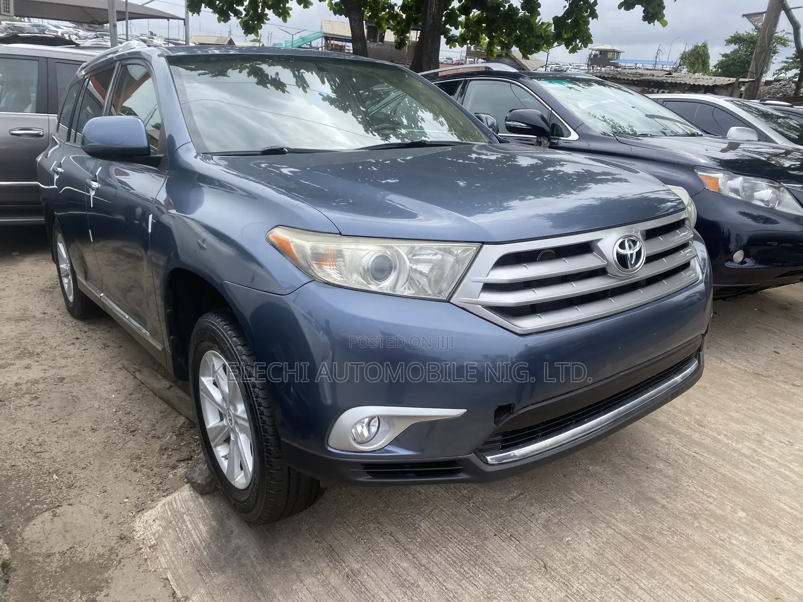 Toyota Highlander 3.5L 4WD 2013 Blue