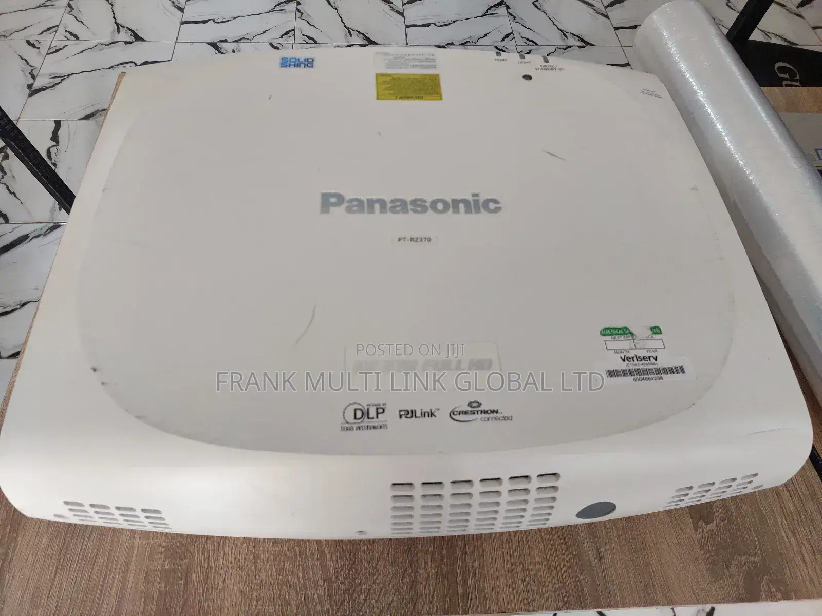 Cinema Panasonic Pt-rz370 Laser Projectors