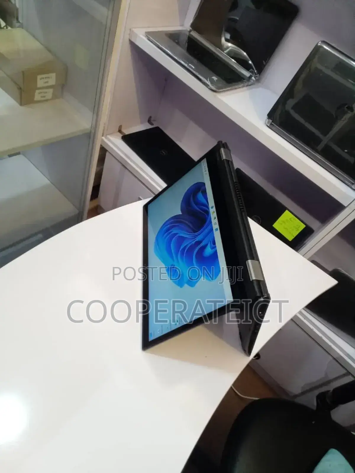 Laptop Lenovo ThinkPad X380 Yoga 8GB Intel Core I5 SSD 256GB