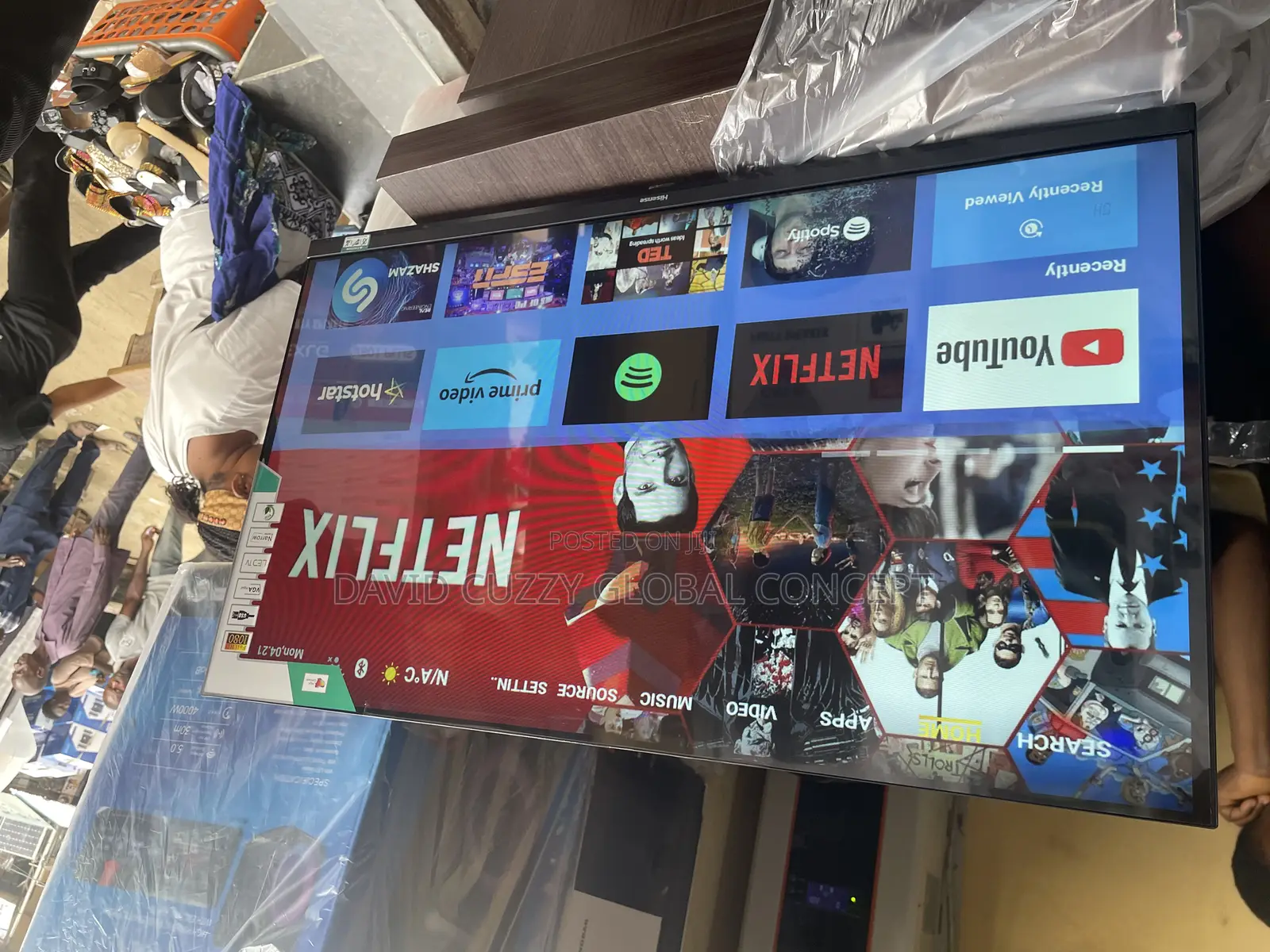 Hisense 32 Inches Smart Frameless Tv