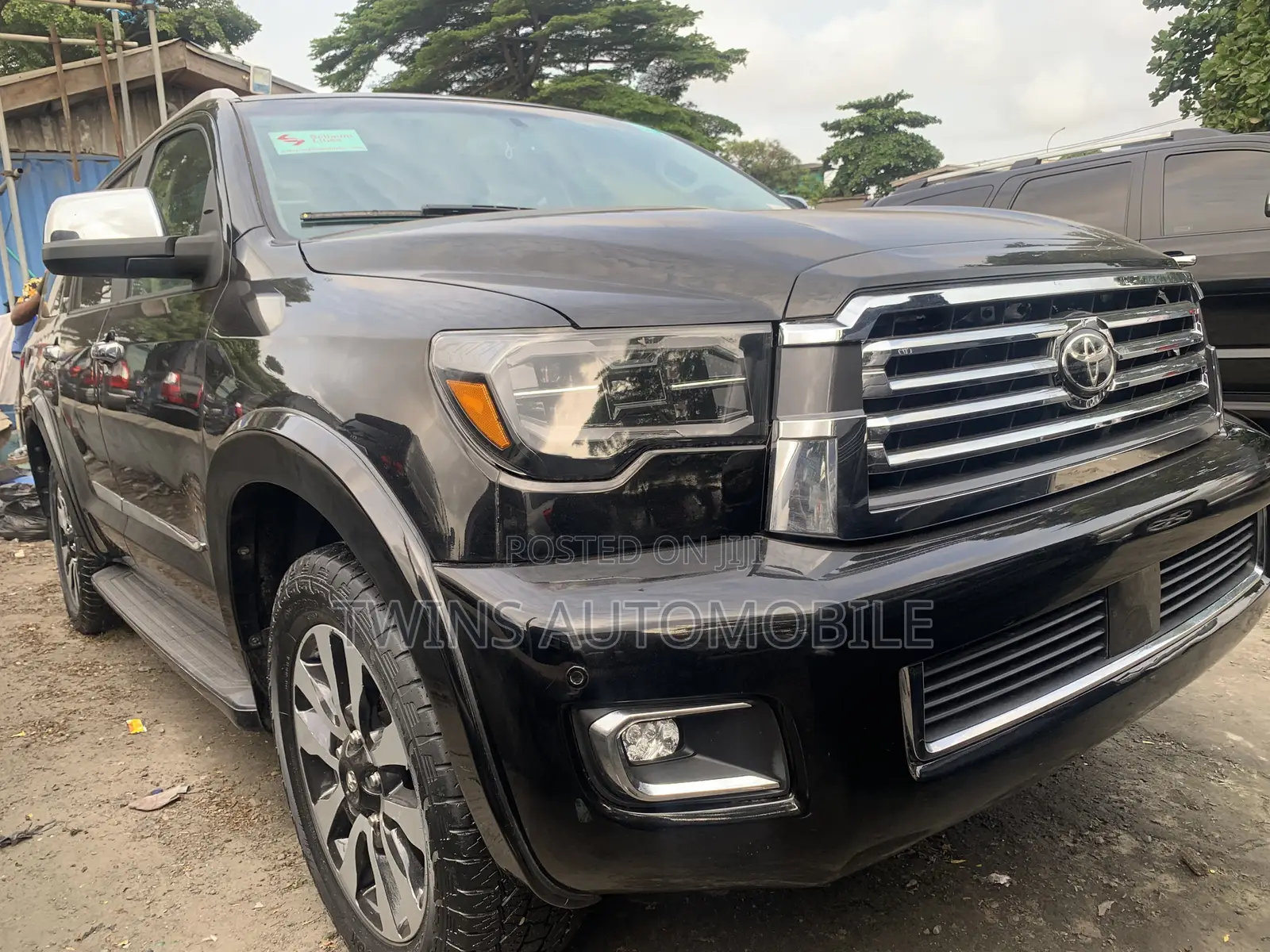 Toyota Sequoia Platinum 4x4 2020 Black