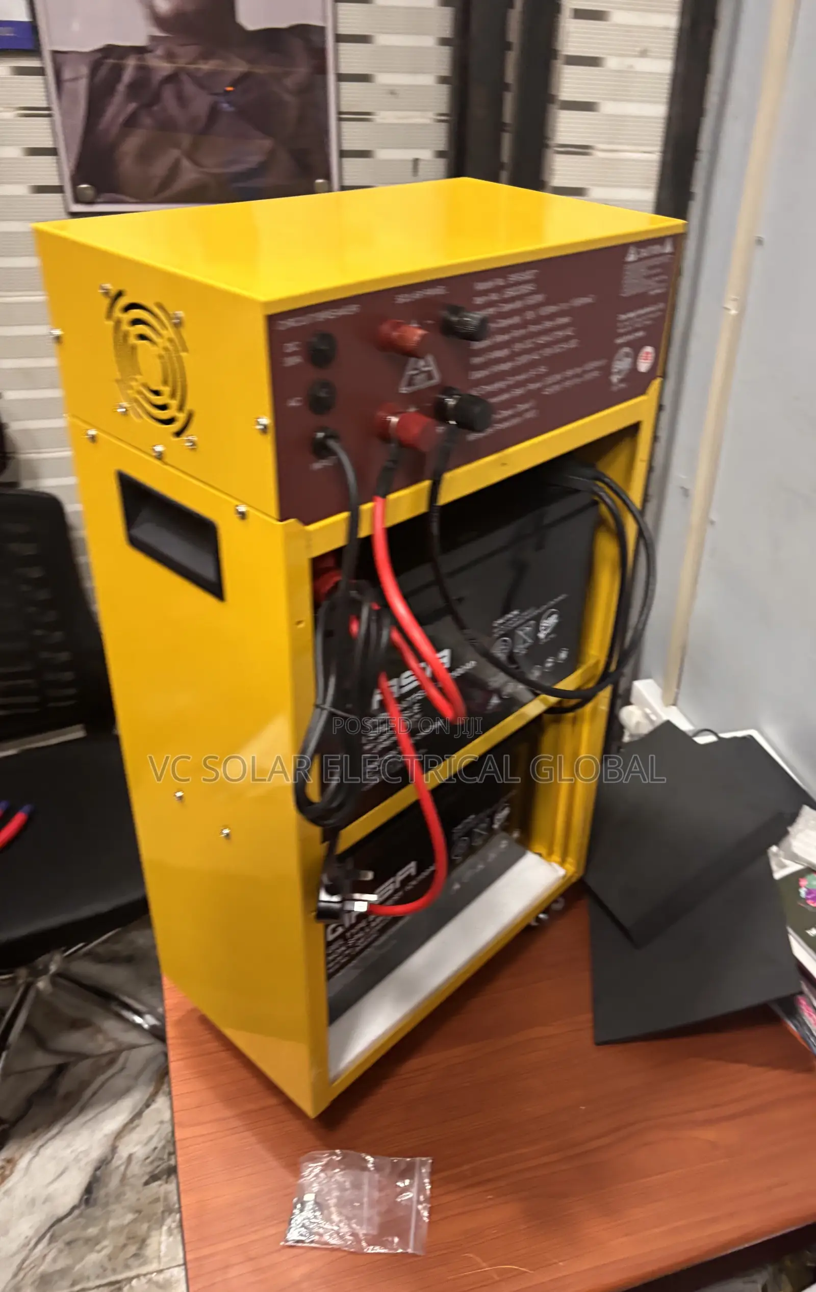 800w Qasa Solar Generator That Comes With 2 450 Solar Panels