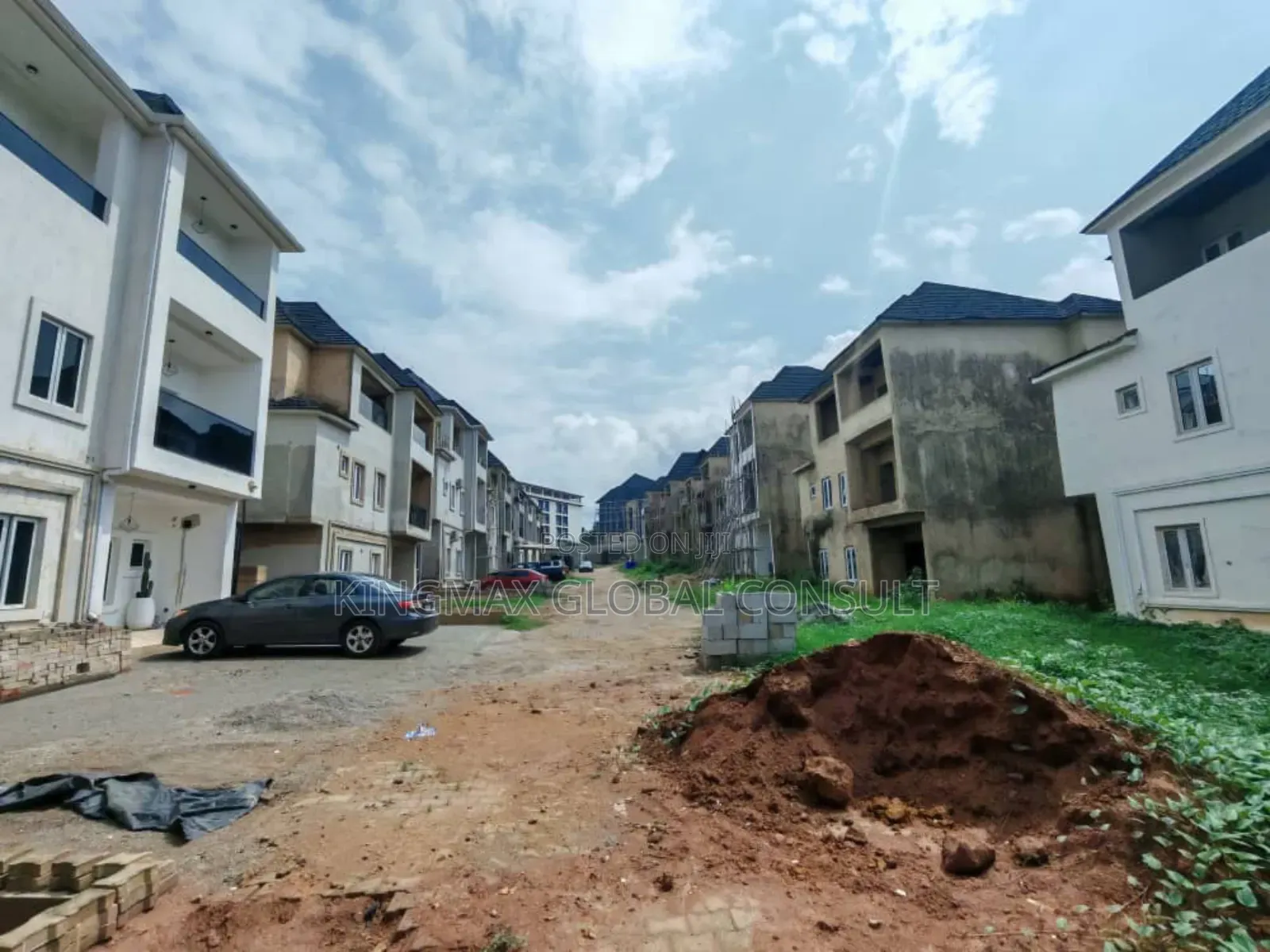 4bdrm Duplex in Mabushi Abuja for sale