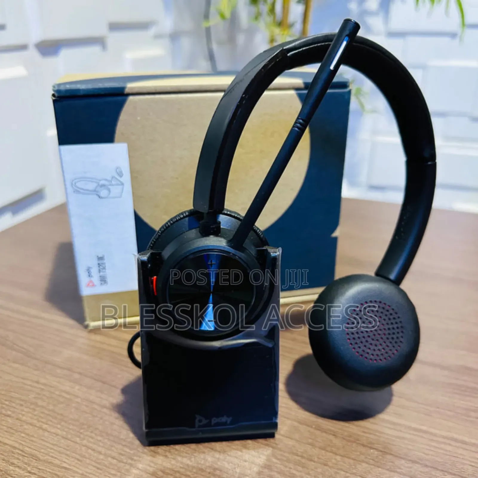 Poly Savi 7320 Uc Wireless Dect Headset