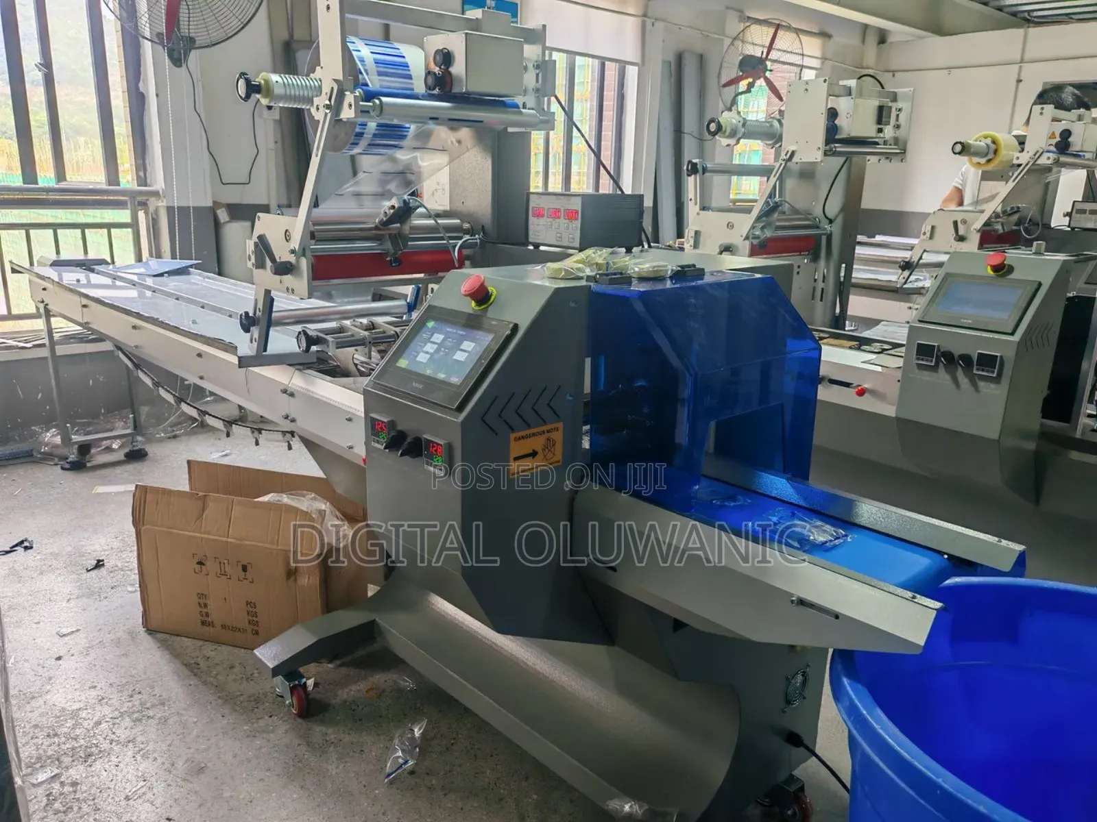 Flow Wrapping Machine
