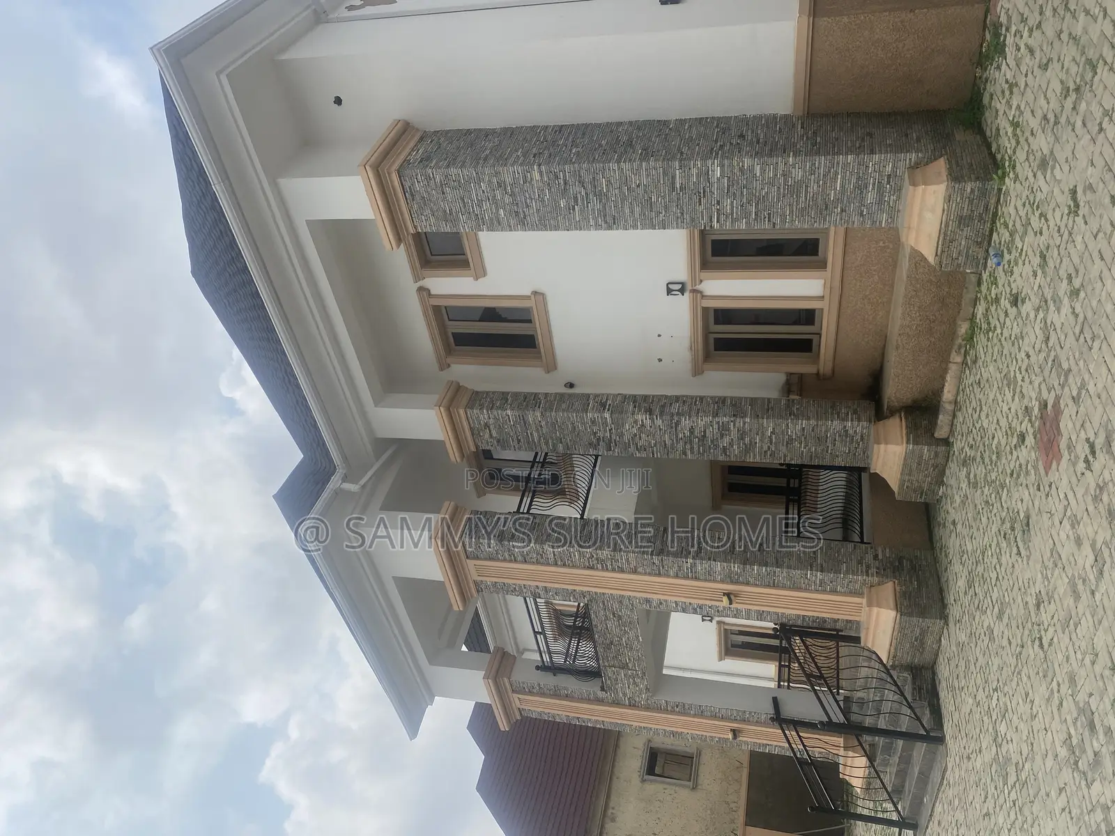 5bdrm Duplex in Efab Metro Polis, Gwarinpa for rent
