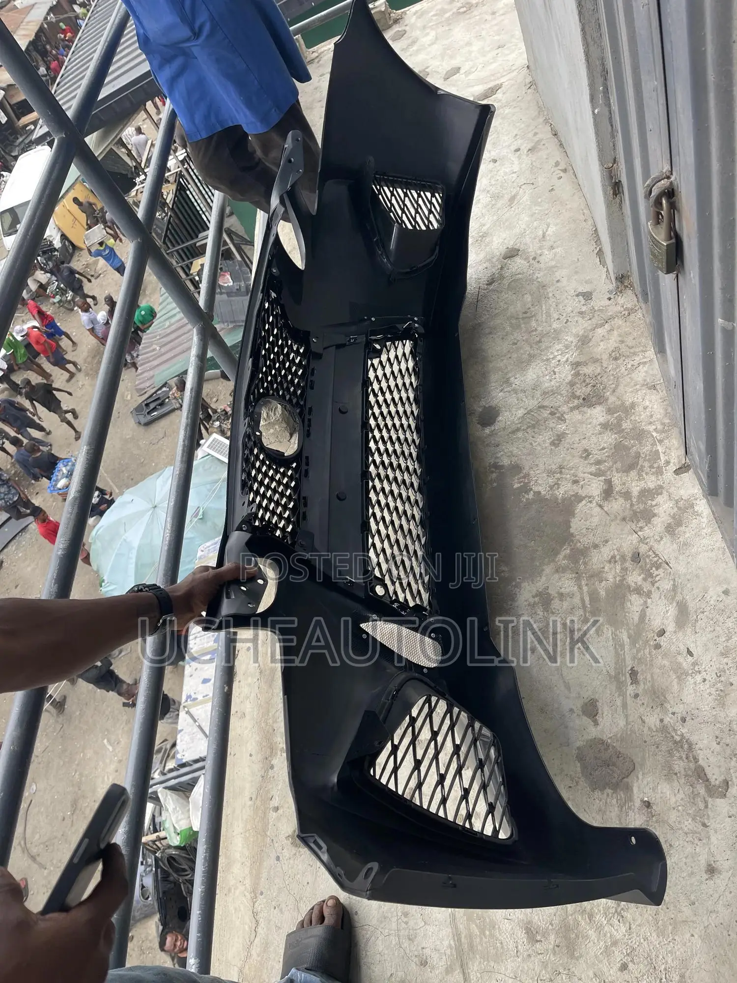 Lexus Gs350 Car Upgraded Bumper Available as Seen