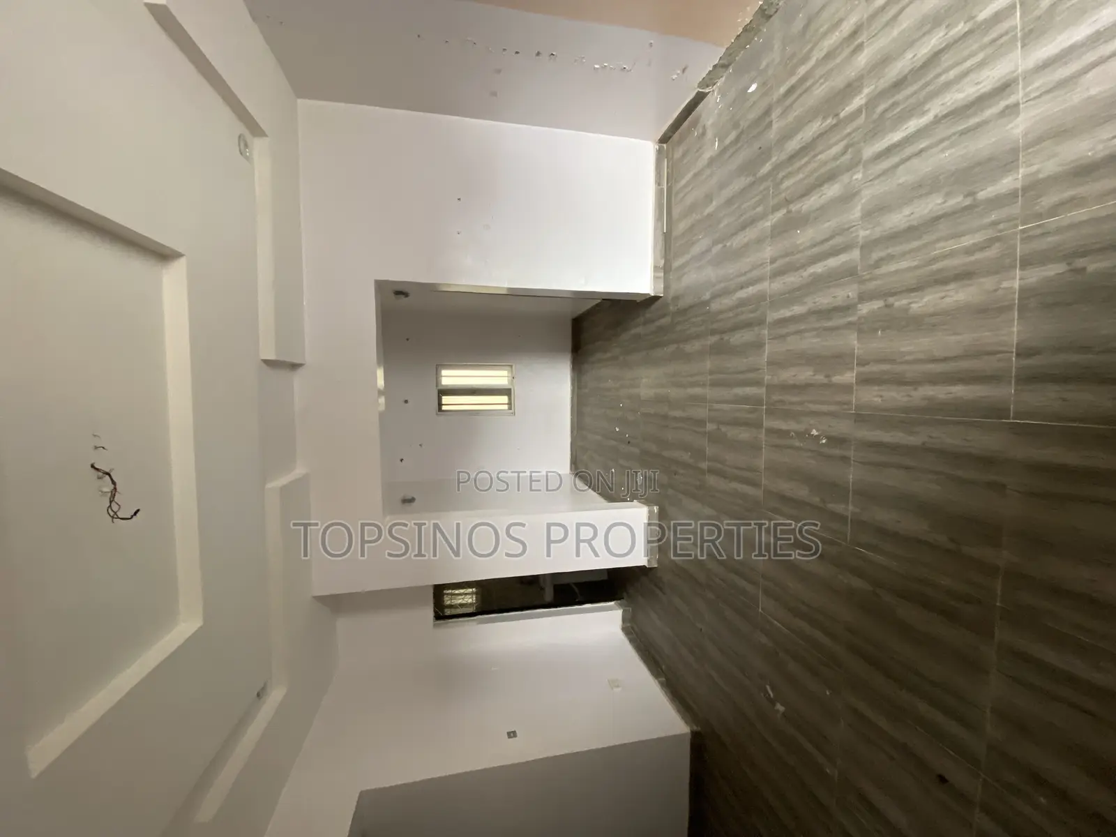 2bdrm Block of Flats in Dawaki for rent