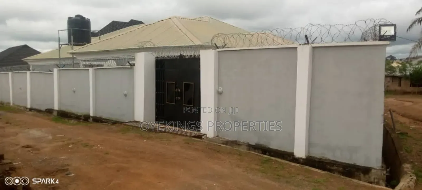 Furnished 4bdrm Bungalow in Bota, Akala Express for sale