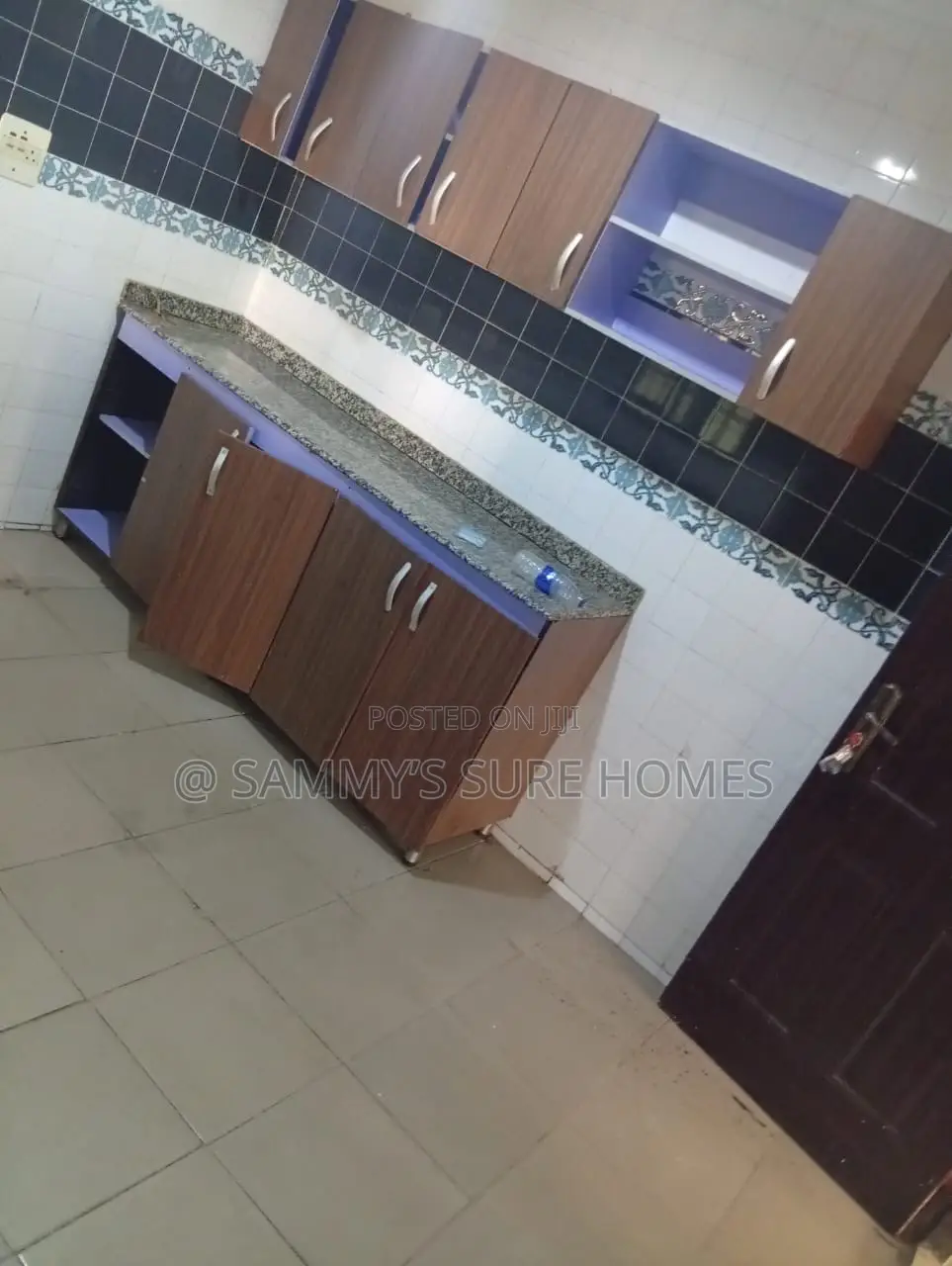 3bdrm Bungalow in Military Pension for rent