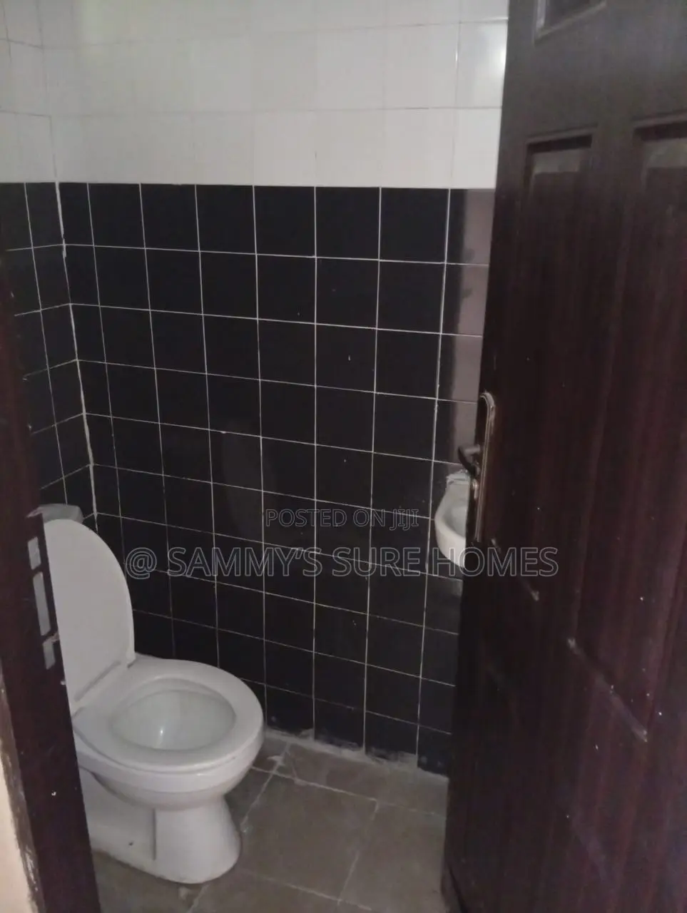 3bdrm Bungalow in Military Pension for rent
