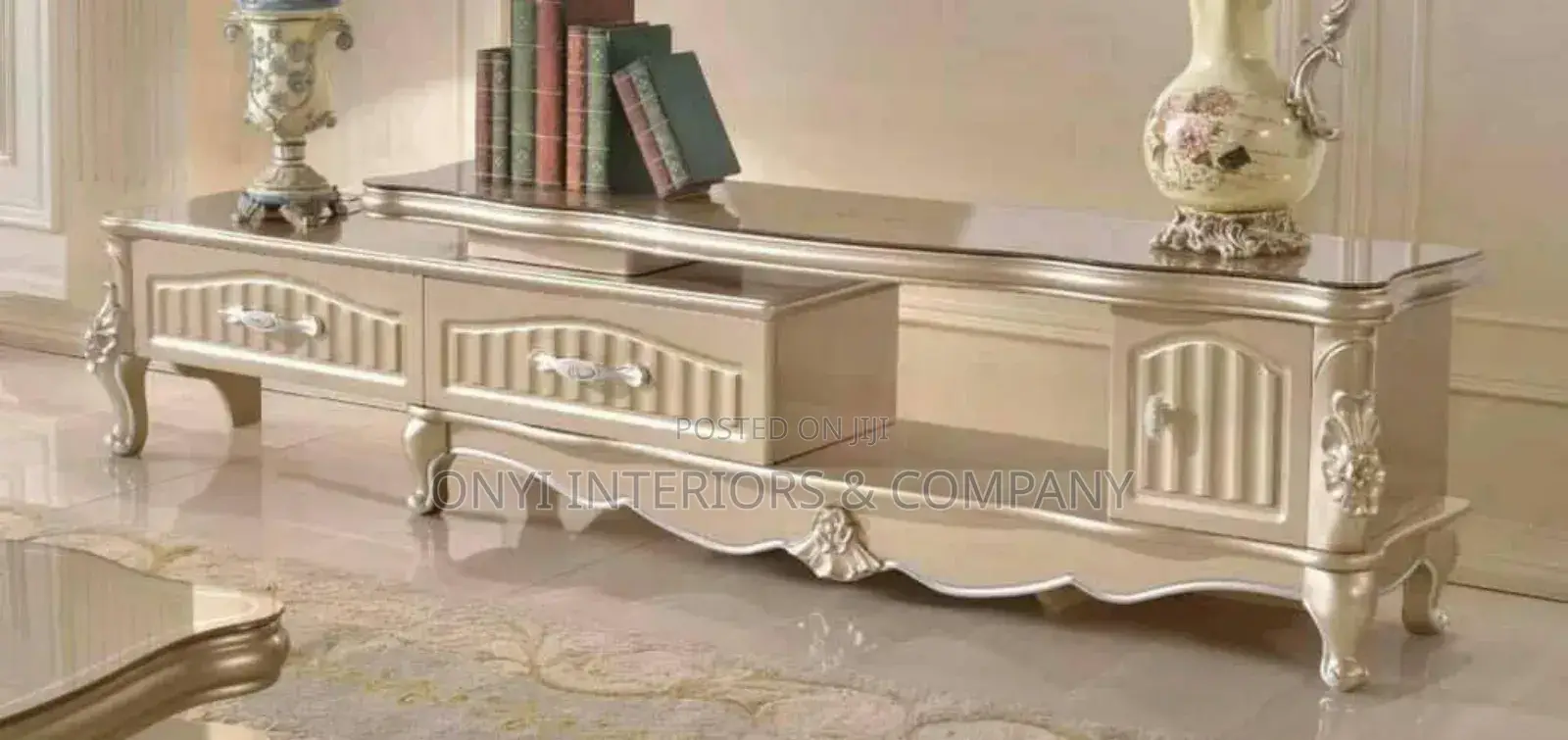 Royal Design Tv Console and Center Table