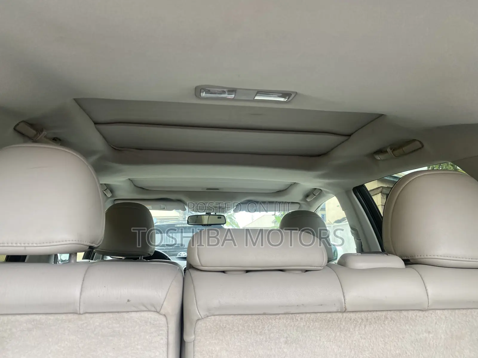 Toyota Venza AWD 2010 White