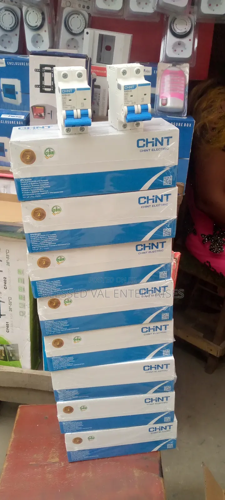 CHNT Original 63/100 Dc/Ac Amps Breaker
