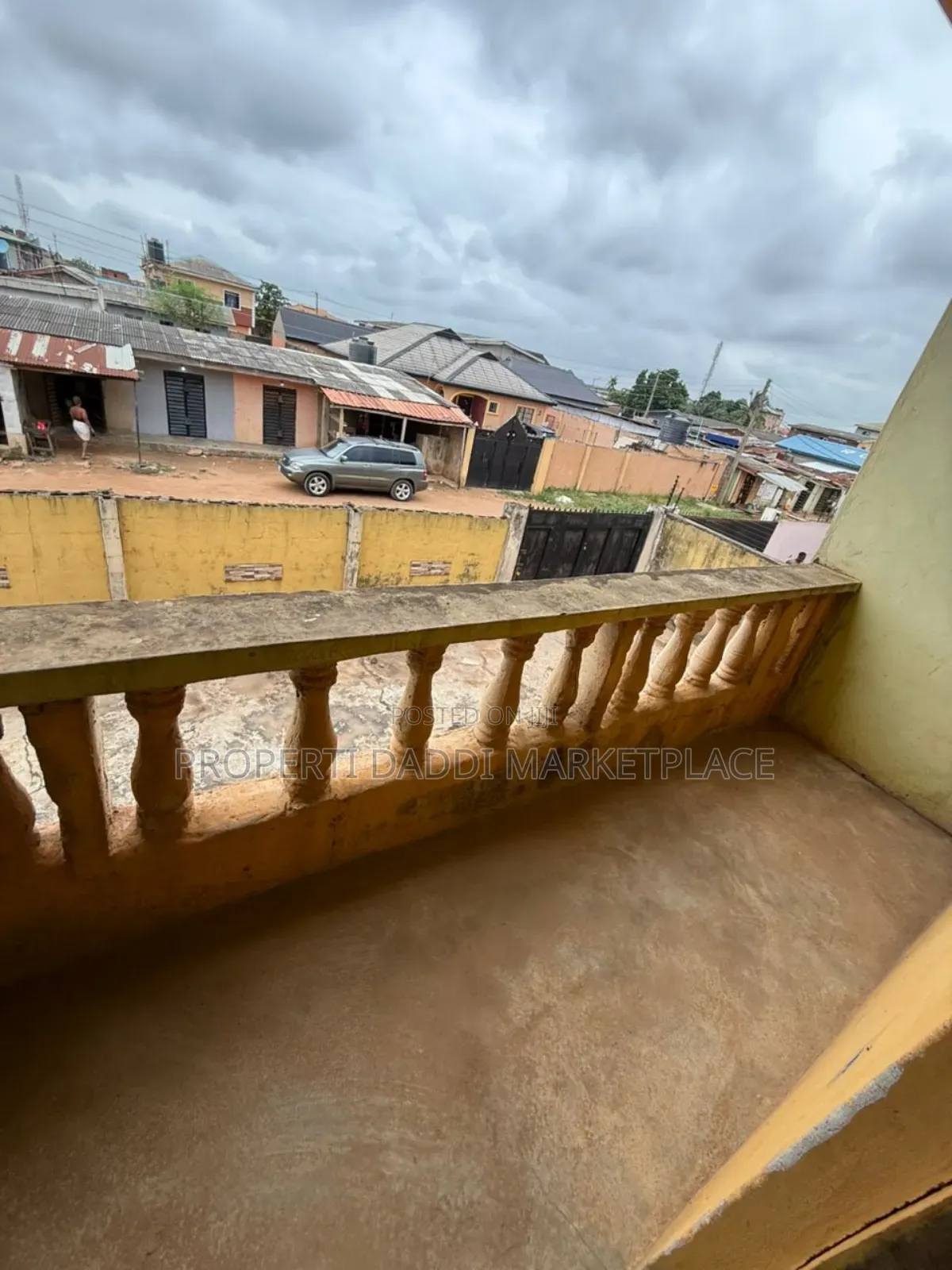 8bdrm Block of Flats in Ayobo for sale