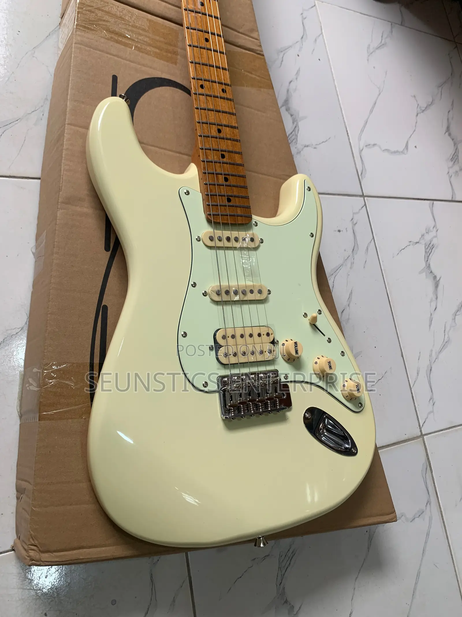Quality Sevillana Stratocaster Lead Guitar