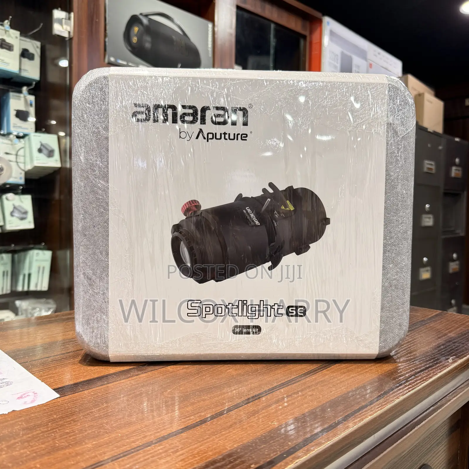 Amaran Spotlight Se Bowens Mount Set Modifiers by Aputure