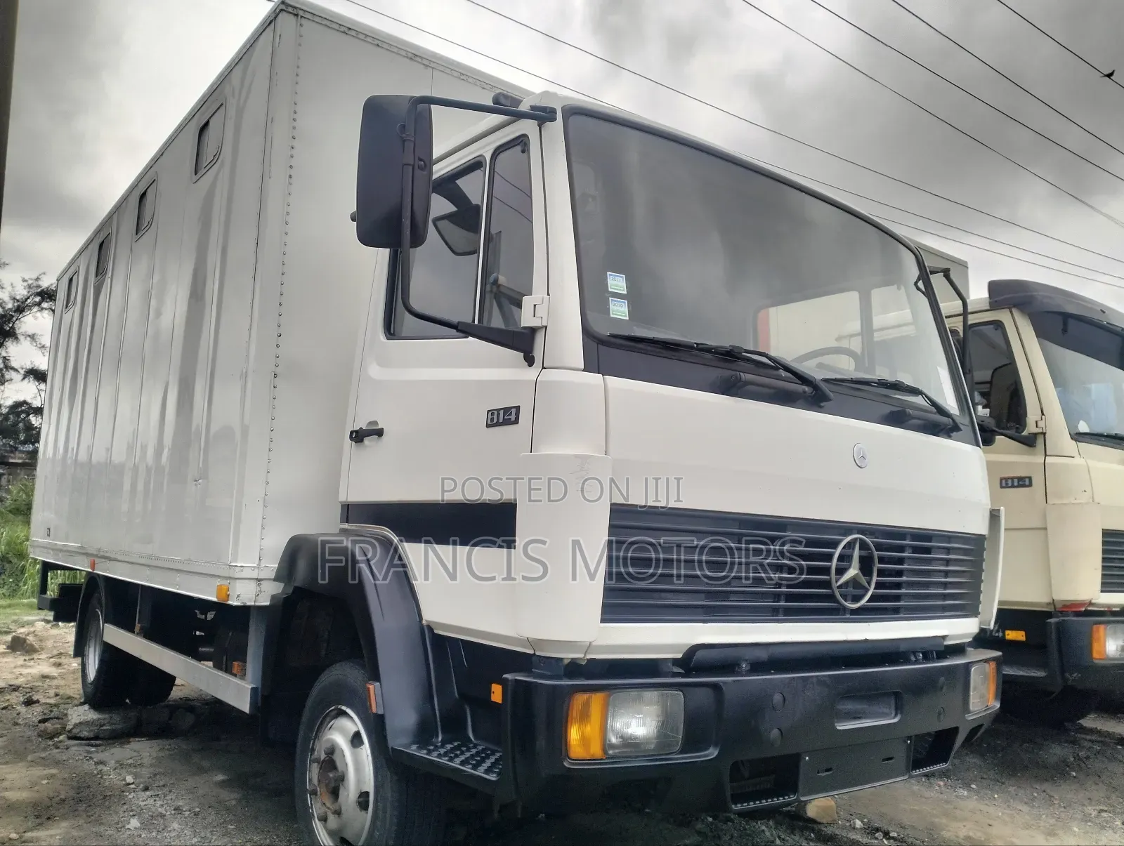 Mercedes Benz 814 Container Body