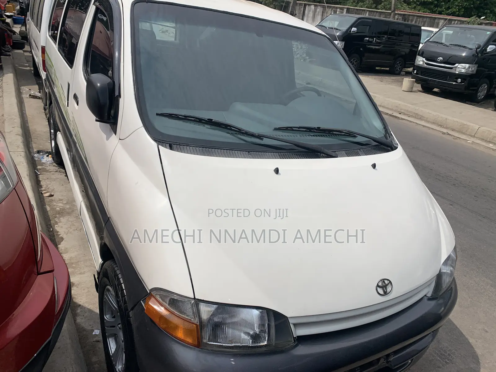 Toyota HiAce 2005 White