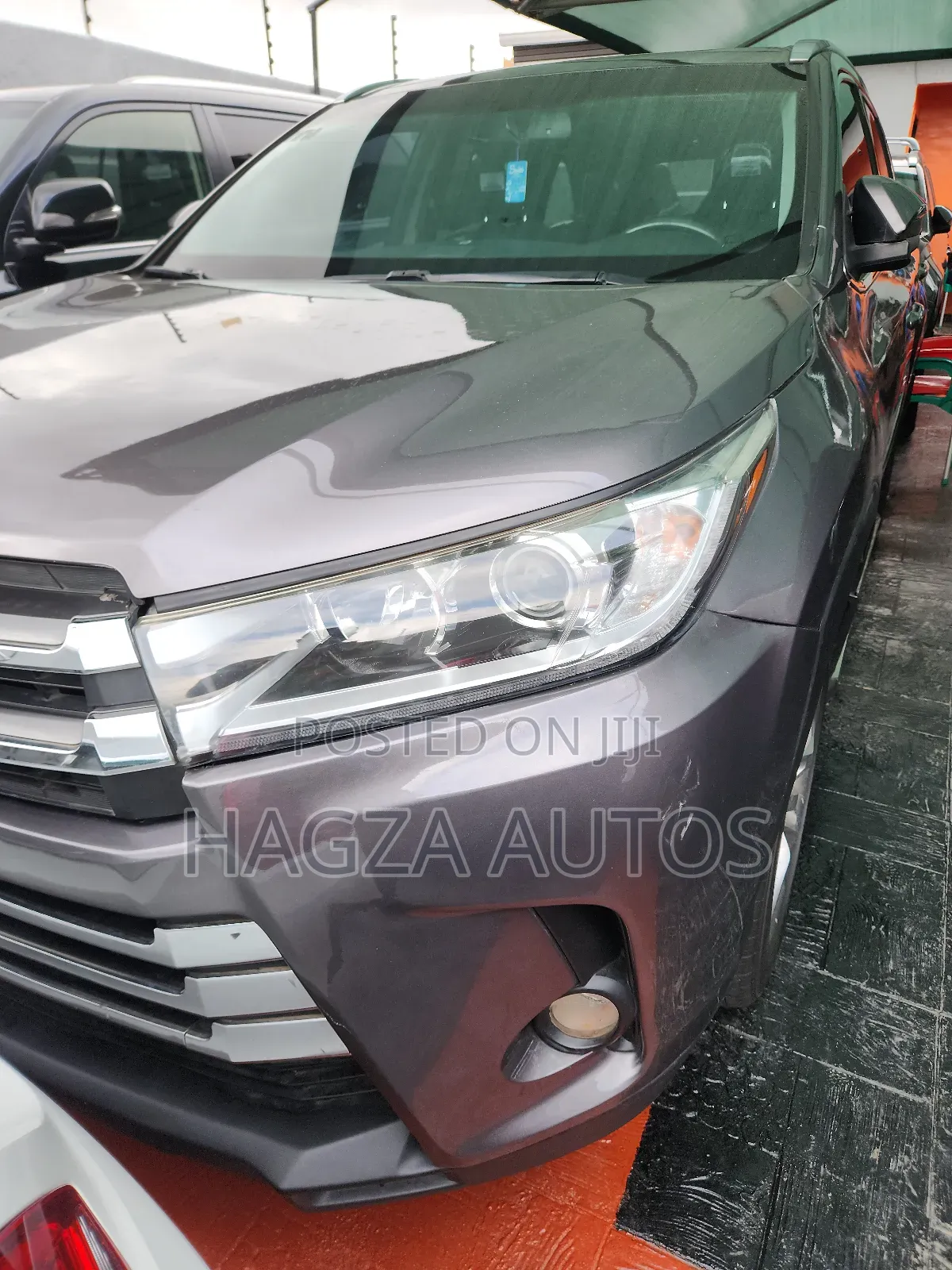 Toyota Highlander Limited 4dr SUV AWD (3.5L 6cyl 6A) 2014