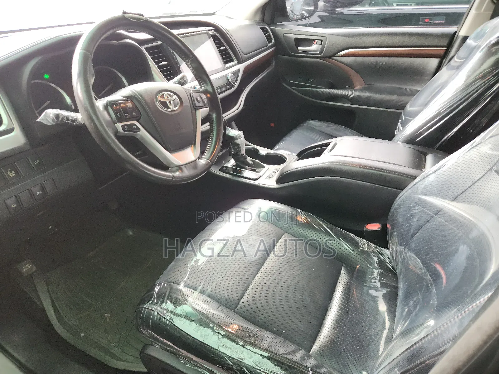Toyota Highlander Limited 4dr SUV AWD (3.5L 6cyl 6A) 2014