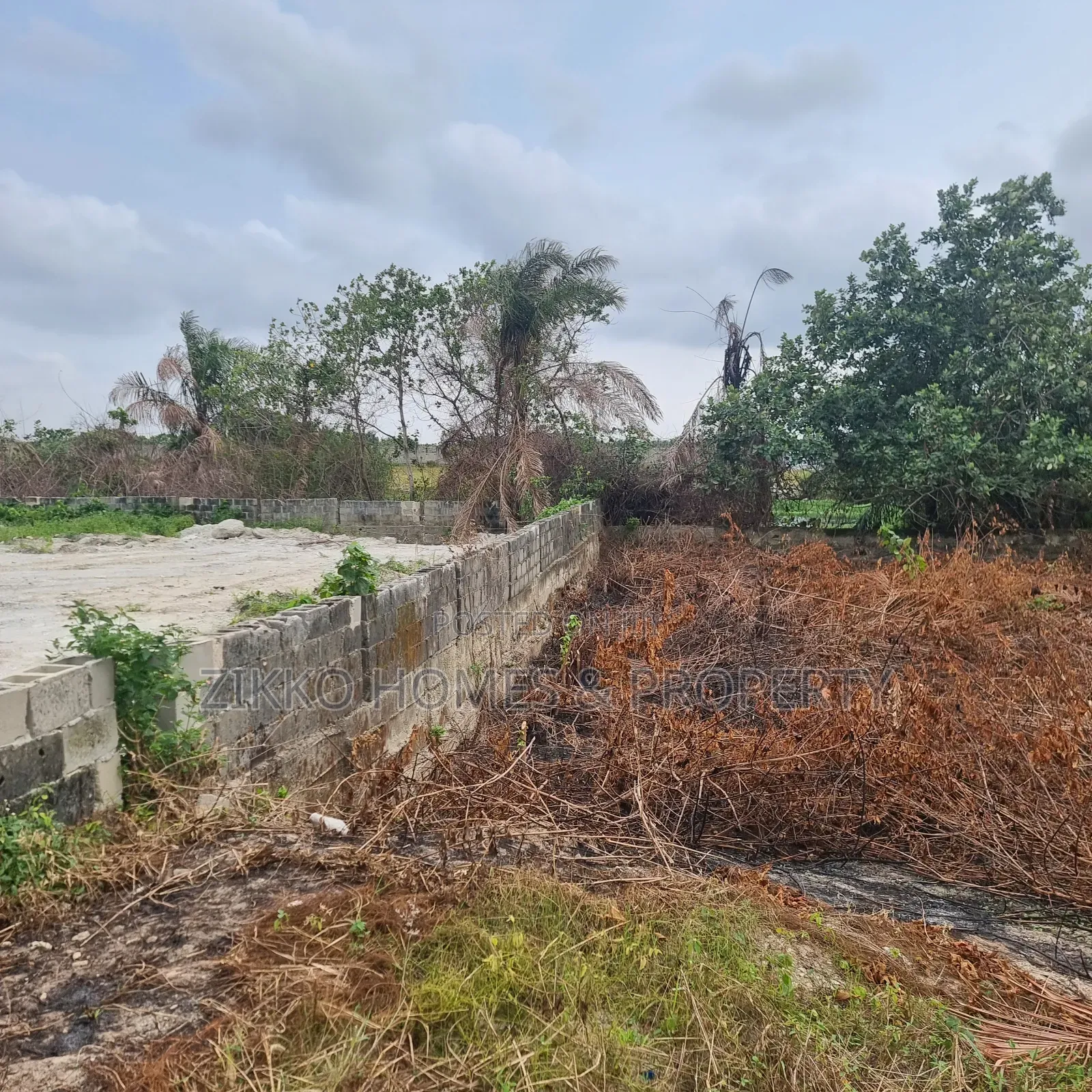 Land for Sale at Ajayi Apata