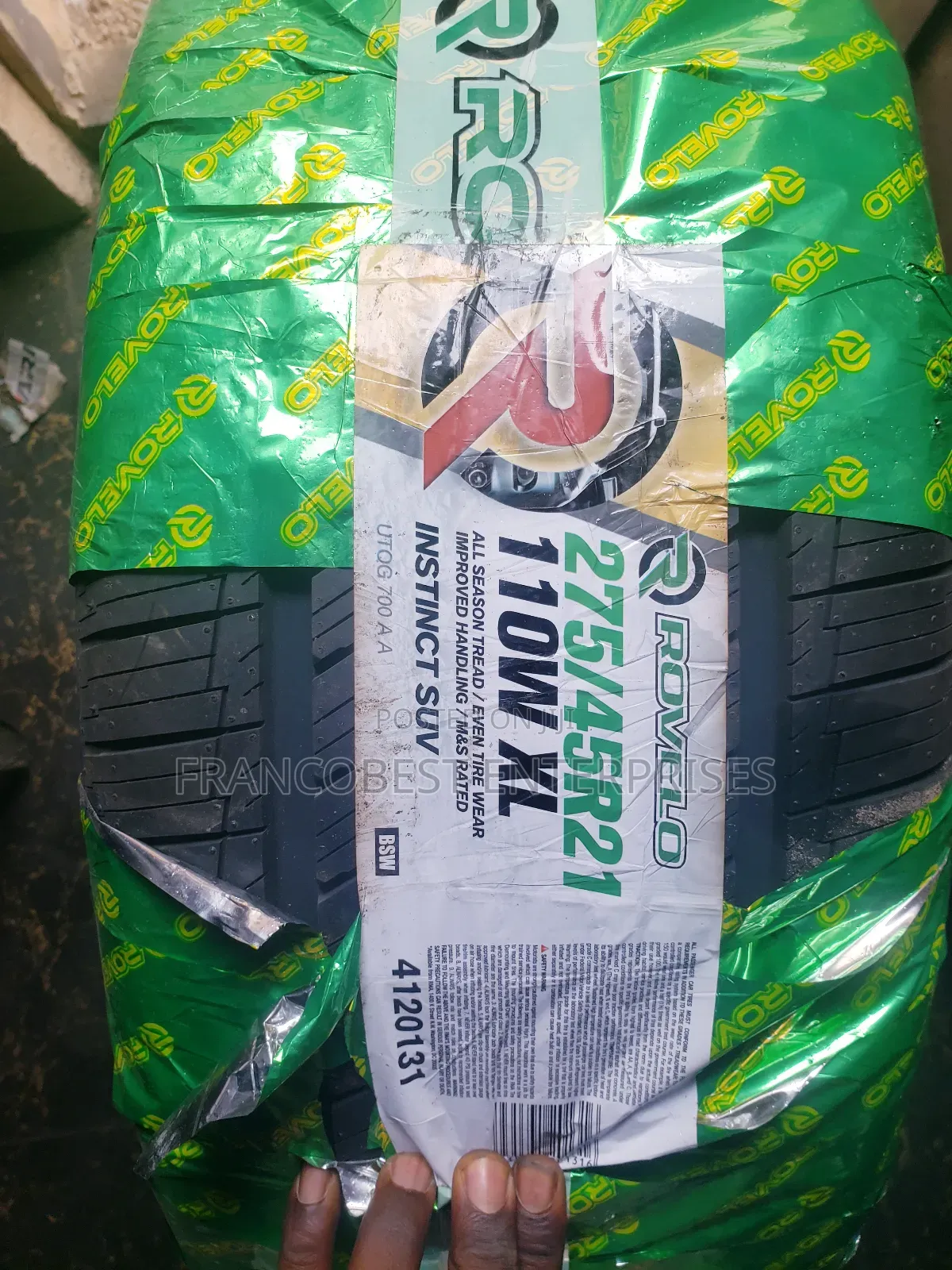 275/45r21 Rovelo Premium Tire