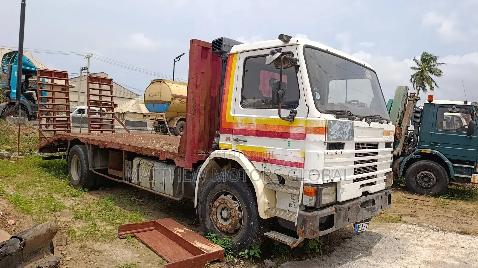 Foreign Used Scania Vehicles Carrier Truck 2002 White