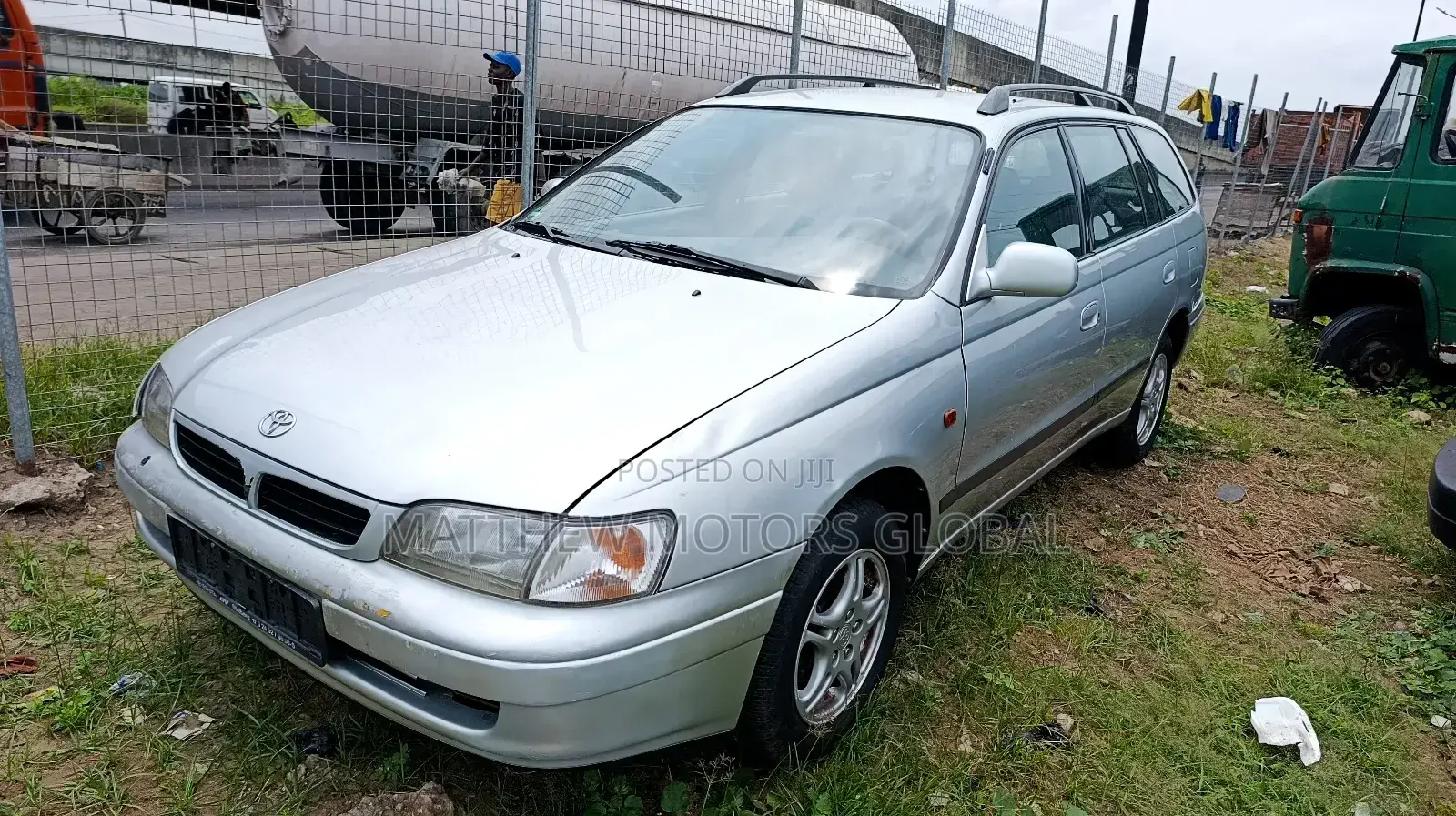 Toyota Carina 2000 Silver