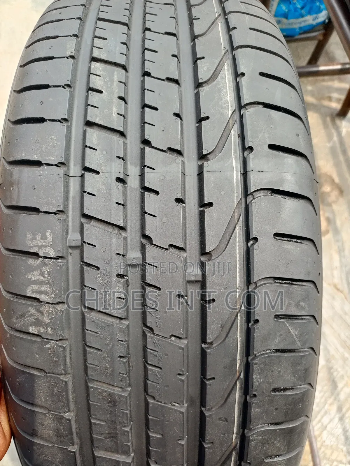 245/40/20 Run Flat Tire Original