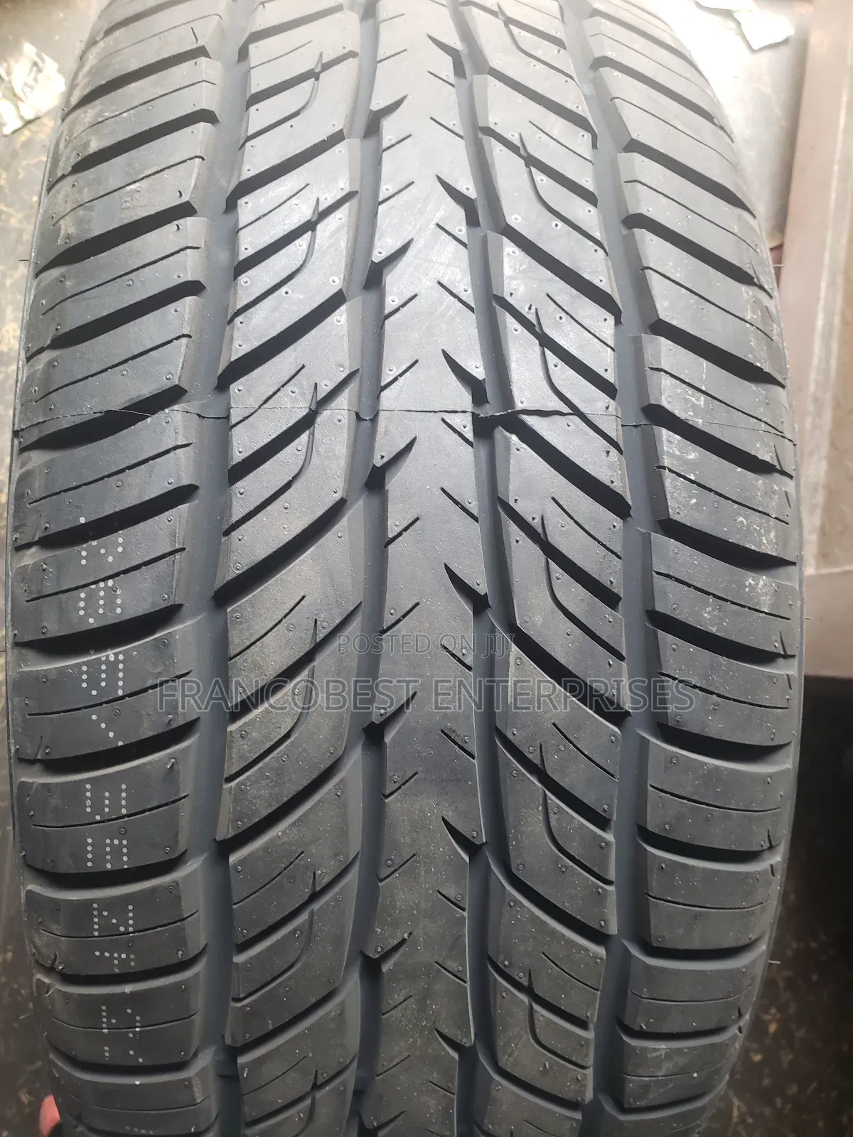 265/35r22 Sailum Premium Tire