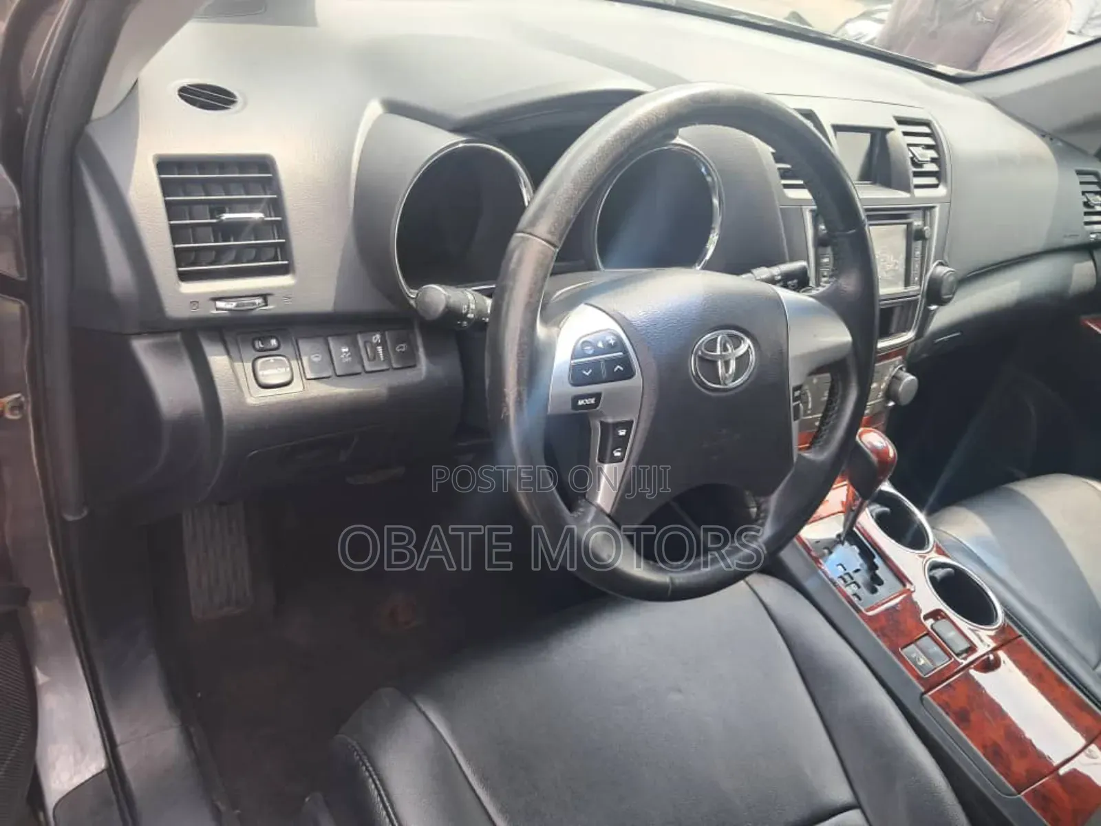Toyota Highlander Limited 3.5L 2WD 2013 Gray