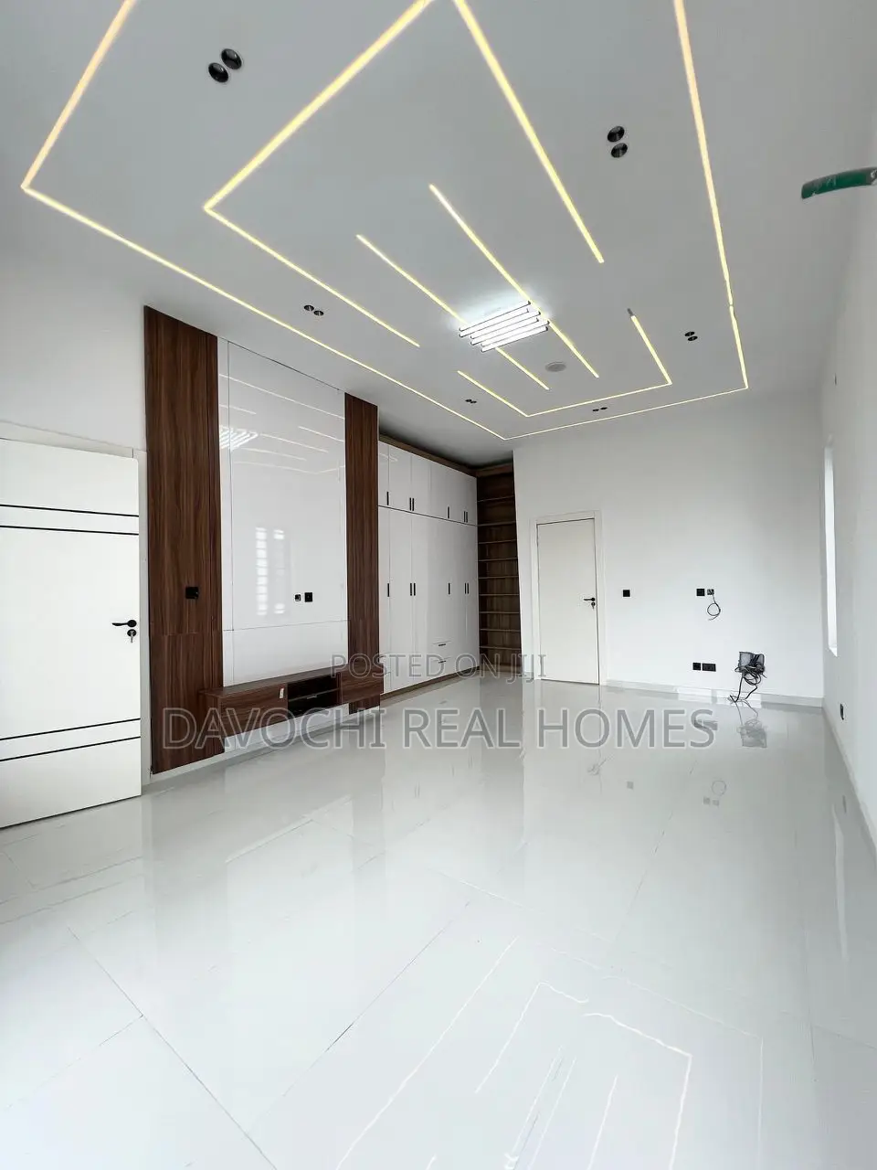 4bdrm Duplex in Ajah for sale